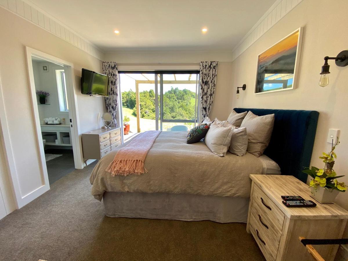 Kauri Glen BnB Te Arai Bagian luar foto