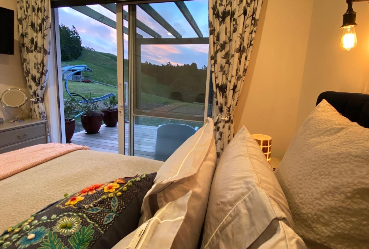 Kauri Glen BnB Te Arai Bagian luar foto