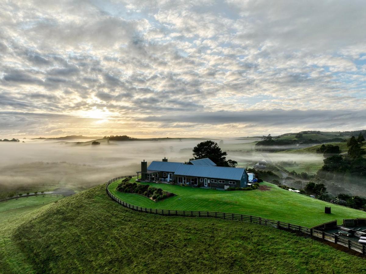 Kauri Glen BnB Te Arai Bagian luar foto